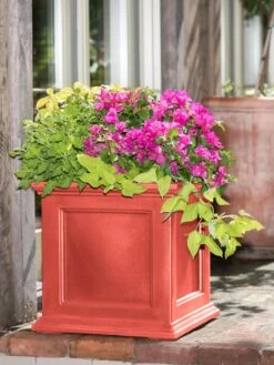 Fairfield Self-Watering Square Planter, 20” X 20” -Garden Care Sale 39 618 08477 tif