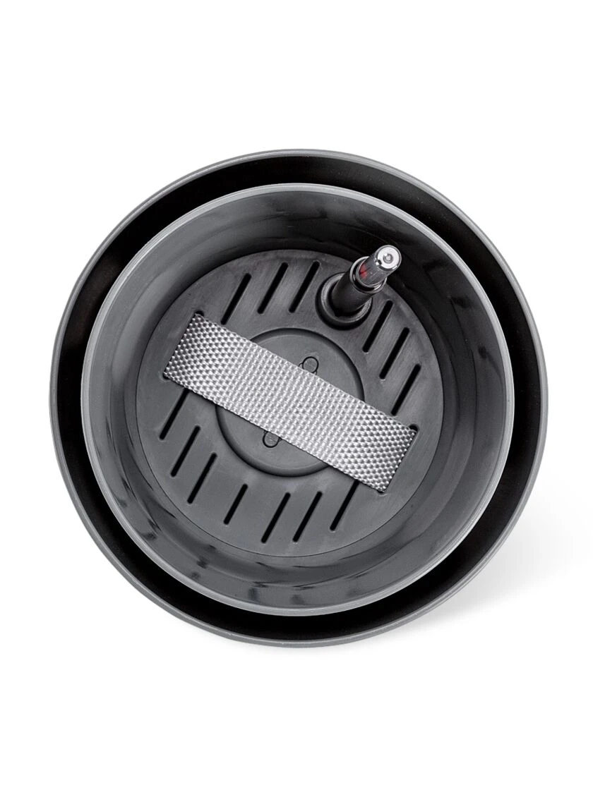 Tolita Recycled Self-Watering Flower Pot, 8" Diameter 4 Tolita Recycled Self-Watering Flower Pot, 8" Diameter - Image 4