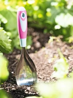 Dirty Little Digger™ 6 Dirty Little Digger™ -Garden Care Sale 8594982 9961 tif