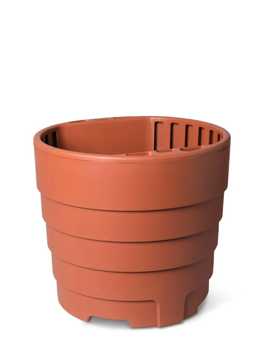 Gardener’s Victory Self-Watering Patio Planter 5 Gardener’s Victory Self-Watering Patio Planter - Image 5