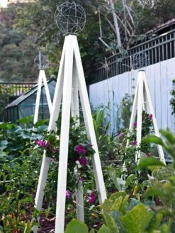 Akoris Garden Tuteur Sr. -Garden Care Sale 8600517 03V tif 1