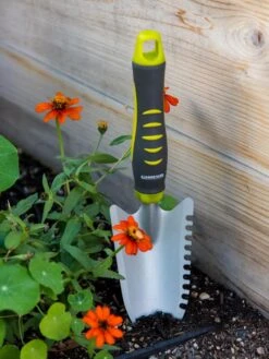 Gardener's Trowel Knife -Garden Care Sale 8608660 19471 tif