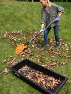 Gardener's Summer Sled And Cover -Garden Care Sale 8611047 025 tif 1