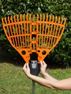 Magic Fly® Leaf Rake 11 Magic Fly® Leaf Rake -Garden Care Sale 8611047 04V tif