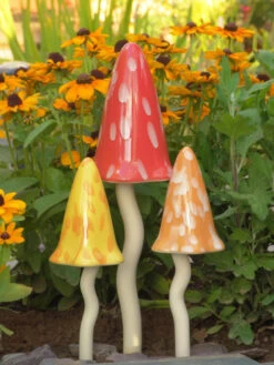 Potting Shed Tinkling Toadstool Sculptures, Set Of 3 -Garden Care Sale 8611730 sum 03v